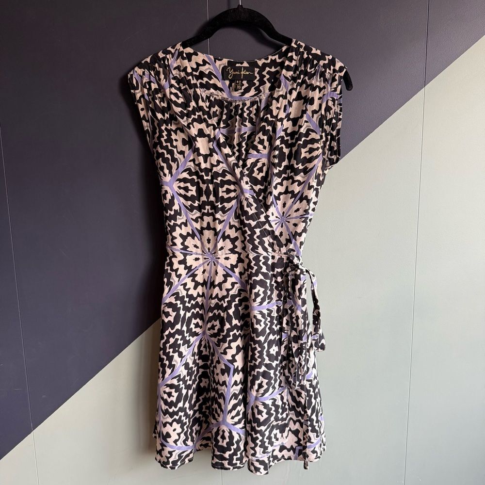 Yumi Kim 100% Silk Soho Mixer Abstract Geometric Print Wrap Mini Dress, Size XS